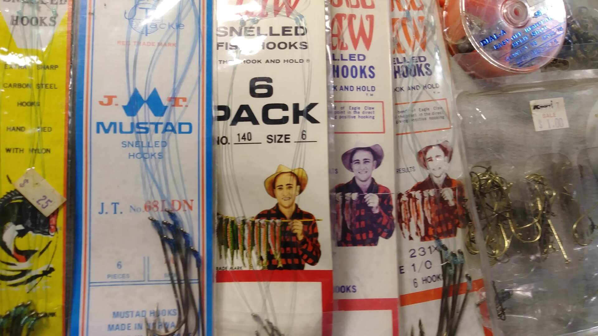 Kmart Fishing Lures, YouTube Scammers & Catching a Bluegill with a Lump